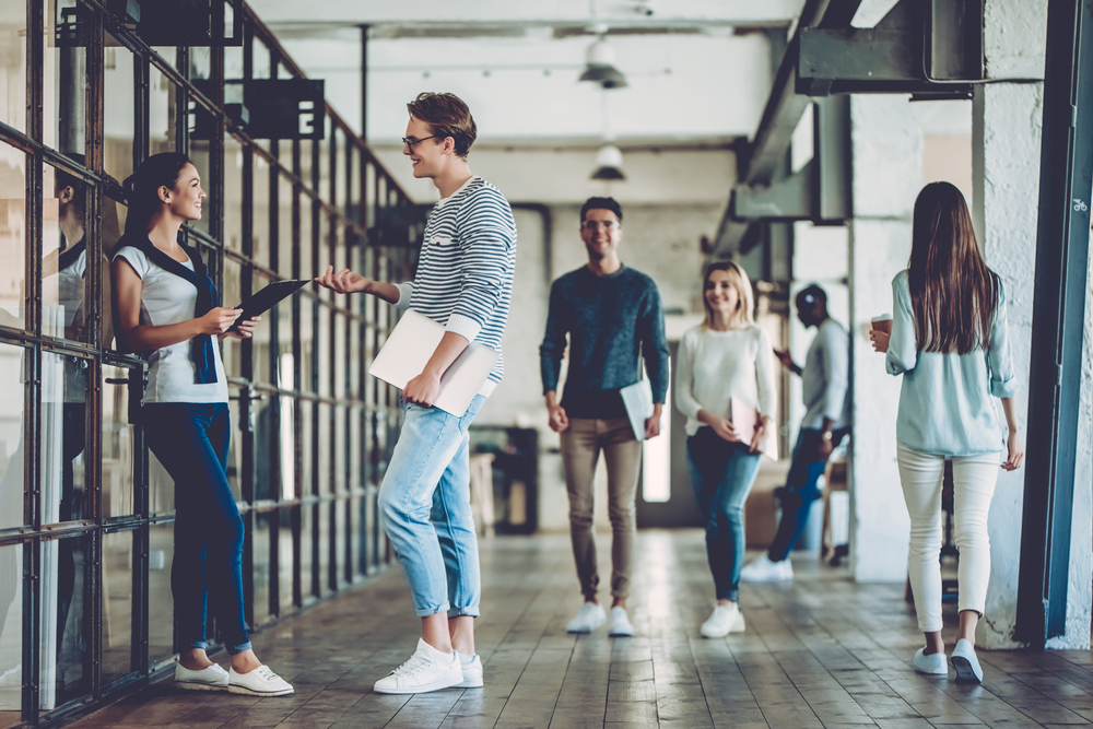 Anxious About Returning To The Workplace? Psychologist Shares Top Tips