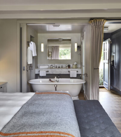 The Seaside Getaway Embracing Cosmic Wellness