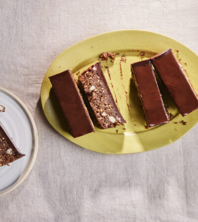 Dark chocolate crunch bars